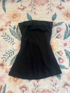 Forever 21 Strapless Black Ruffled Top Dress